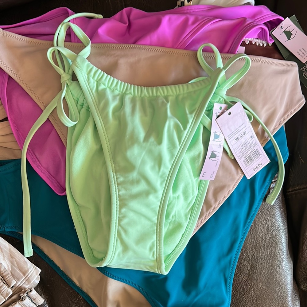 Women’s Adjustable Coverage Side Tie Bikini Bottoms Size XS